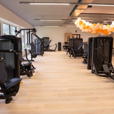 Gerätetraining im Fitnessstudio von MYGYM